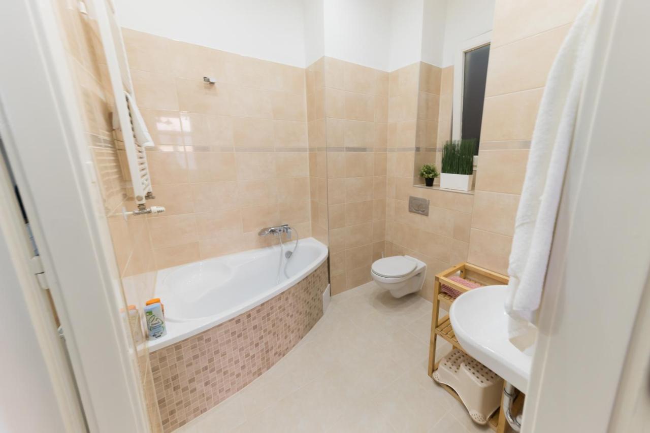 Rumbach Royal Apartment Budapest Esterno foto